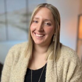Kristen-SMALL-768x706 Kristen posed for the camera with a cream wool sweater over a black shirt